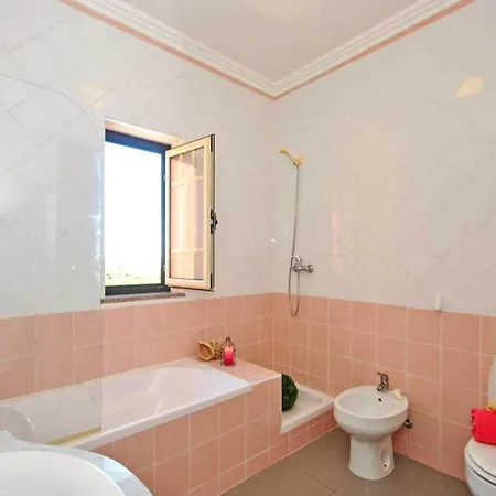 Apartment In Albufeira With Sea Beach Albufeira