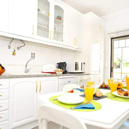 Apartment In Albufeira With Sea Beach