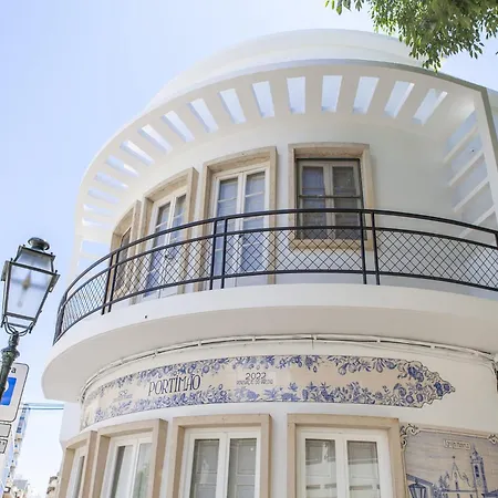 Apartment In Albufeira With Sea Beach Apartment *