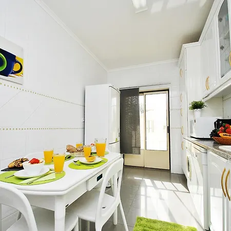 Apartment In Albufeira With Sea Beach Albufeira