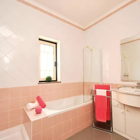 Apartment In Albufeira With Sea Beach Albufeira